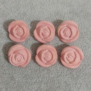 50s Pink Plastic Rose Buttons